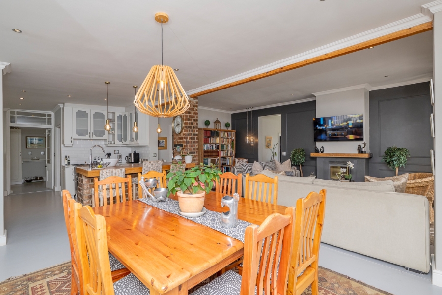 4 Bedroom Property for Sale in Gordons Bay Village Western Cape